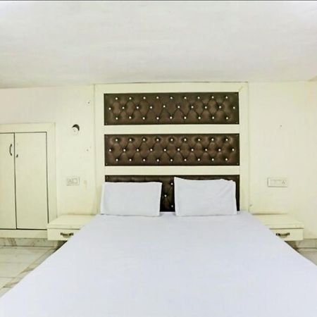 Mishra Residency Hotell Amritsar Exteriör bild