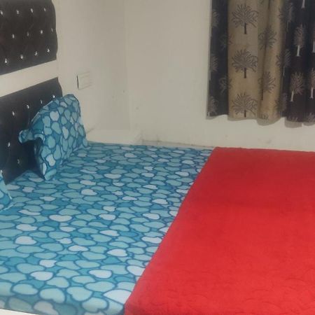 Mishra Residency Hotell Amritsar Exteriör bild