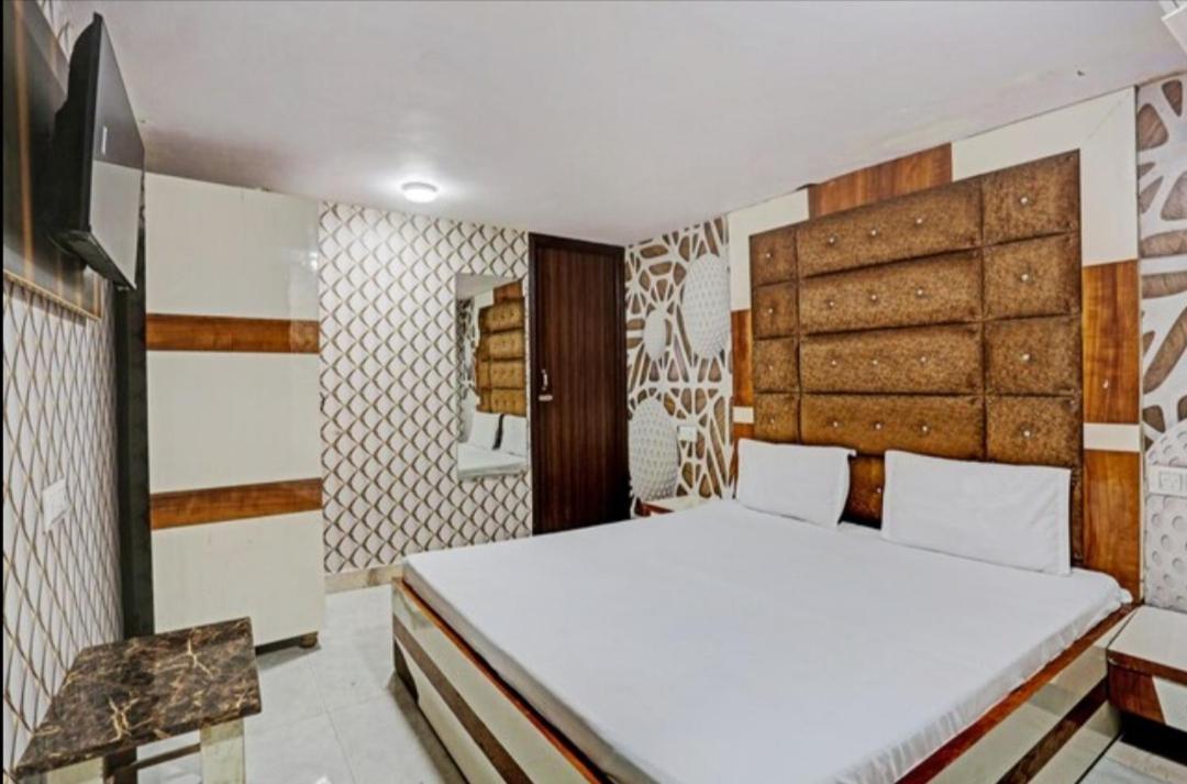 Mishra Residency Hotell Amritsar Exteriör bild