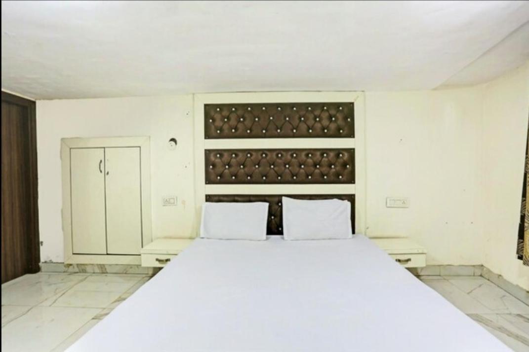 Mishra Residency Hotell Amritsar Exteriör bild